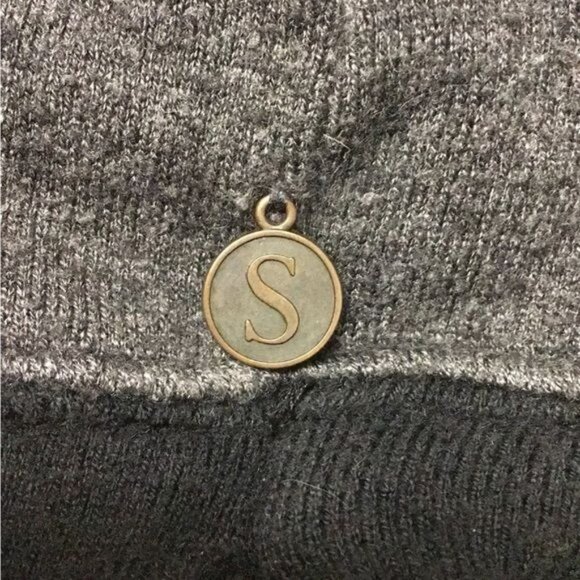 Hugs by Soft Surroundings Women’s Oversize Cowl Neck Sweater, Gray, Size M - Picture 5 of 7